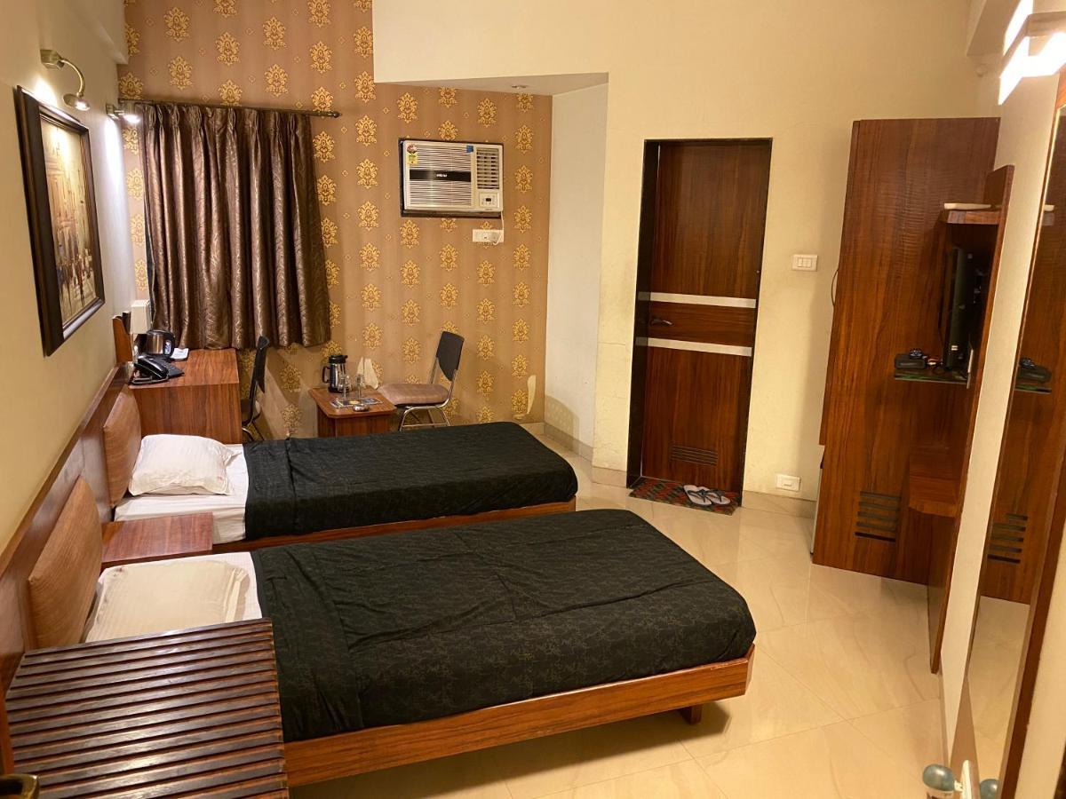 Panchavati Elite Inn Нашик Екстер'єр фото