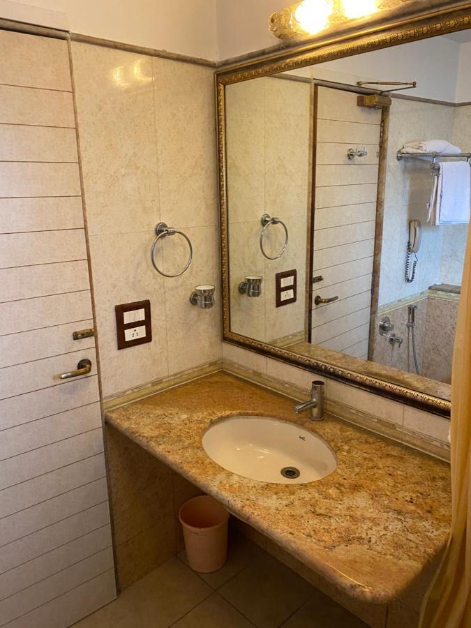 Panchavati Elite Inn Нашик Екстер'єр фото